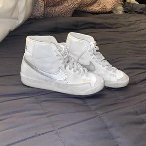 Nike mid blazers!!